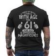 1962年生まれの男性の61歳の誕生日 メンズTシャツ バックプリント