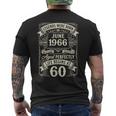1966年6月生まれのヴィンテージ60歳の誕生日レジェンド。 メンズTシャツ バックプリント