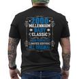 2000年代に生まれたオリジナルパーツバースデーミレニアムベイビー メンズTシャツ バックプリント