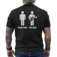 Your Dad My Dad Chitarrista Musica Divertente Papà Confronto T-shirt da uomo con stampa posteriore