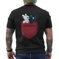 Dreamworks Dragons Light Fury & Night Fury Faux Pocket メンズTシャツ バックプリント