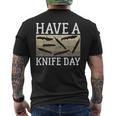 Have A Knife Day Knife Collector メンズTシャツ バックプリント