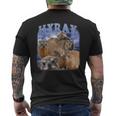 Hyrax Fire Meme Animal Lover ユーモア ロック ハイラックス メンズTシャツ バックプリント