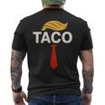 TACO トランプズ・オールウェイズ・チキン・アウト・タコス メンズTシャツ バックプリント