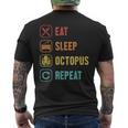イート・スリープ・オクトパス・リピート・セファロポッド・オクトポッドズ・ラバー・オクトパス メンズTシャツ バックプリント