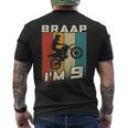 キッズ Braap I'm 9 ダートバイク 誕生日 9 Mx 9歳の誕生日 モトクロス メンズTシャツ バックプリント
