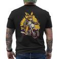 クールなウサギ オートバイライダー 野生の野ウサギバイカー メンズTシャツ バックプリント