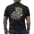 スチームパンク 猫 演奏 シンセサイザー シンセ 子猫 テクノミュージック メンズTシャツ バックプリント