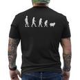 人間対羊進化陰謀論 メンズTシャツ バックプリント