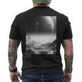 白黒写真 火星月&宇宙写真 メンズTシャツ バックプリント