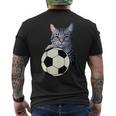 面白い猫サッカーボールグラフィック子猫のスポーツ愛好家のコスチューム メンズTシャツ バックプリント