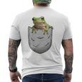 カエルの胸ポケット。 メンズTシャツ バックプリント