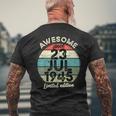 1945年7月23日 80歳の誕生日 80歳 2025年 誕生日 メンズTシャツ バックプリント 高齢者への贈り物