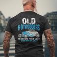 Old Hotrodders Never Die They Just Run Out Of Gas 米国車 ホットロッド メンズTシャツ バックプリント 高齢者への贈り物