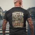 Worlds Best Fotter パティオ パトロール 裏庭 カワウソ しゃれ 誕生日 長袖tシャツ メンズTシャツ バックプリント 高齢者への贈り物