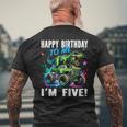 キッズ ハッピーモンスタートラックがテーマの5歳の誕生日 5歳 男の子 5歳 メンズTシャツ バックプリント 高齢者への贈り物