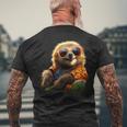 サングラスをかけたナマケモノかわいいナマケモノ メンズTシャツ バックプリント 高齢者への贈り物