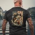ビンテージバスフィッシング迷彩、アメリカ国旗。 長袖tシャツ メンズTシャツ バックプリント 高齢者への贈り物
