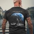ミッション・トゥ・ザ・ムーン 宇宙飛行士アルテミス 2026 ロケットアルテミス2 メンズTシャツ バックプリント 高齢者への贈り物