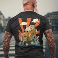 朝日を背景に、波の上を轟かせる雄大な虎。 メンズTシャツ バックプリント 高齢者への贈り物