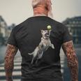 遊び心のあるラブラドールレトリーバー フェッチ 追いかけてテニスボール メンズTシャツ バックプリント 高齢者への贈り物