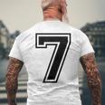 7歳の誕生日おめでとうのツインデーのためのナンバー7ジャージ。 メンズTシャツ バックプリント 高齢者への贈り物