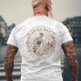 老人はレンチを回す 彼の 80年代 ヴィンテージ メカニック メンズTシャツ バックプリント 高齢者への贈り物