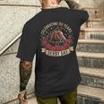 151年を祝うダービーヴィンテージ馬の日 メンズTシャツ バックプリント 彼への贈り物