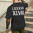 8647 ローマ数字 抗議ヴィンテージアンティーク調 Lxxxvi Xlvii メンズTシャツ バックプリント 彼への贈り物