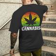 Cannabis ヴィンテージ 麻葉 レトロ マリファナ メンズTシャツ バックプリント 彼への贈り物