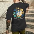 Life Happens 太極拳は猫陰陽エネルギー瞑想を助ける メンズTシャツ バックプリント 彼への贈り物