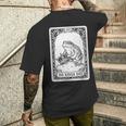 No Kings Day タロットカード カエル メンズTシャツ バックプリント 彼への贈り物
