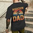 Papà Maratona Retrò T-shirt da uomo con stampa posteriore Regalos para él