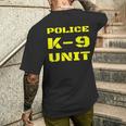 Police K-9ユニット ドッグハンドラー オンデューティー K9 チームオフィサー タクティカル メンズTシャツ バックプリント 彼への贈り物