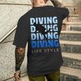Scuba Diving Gearcuba Diving Equipment Dive メンズTシャツ バックプリント 彼への贈り物