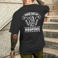These Are My Weapons ヘアカット バーバー メンズTシャツ バックプリント 彼への贈り物