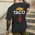 TACO トランプズ・オールウェイズ・チキン・アウト・タコス メンズTシャツ バックプリント 彼への贈り物