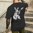 ギタリスト ギター ギタープレーヤー ウサギ お父さん ママ メンズTシャツ バックプリント 彼への贈り物