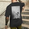 クイーン ザ ワークス ツアー フレディ マーキュリー ライブ 1984 メンズTシャツ バックプリント 彼への贈り物