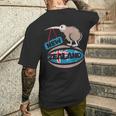 ニュージーランド キウイ ラグビー コミック イラスト 旗 シンボル メンズTシャツ バックプリント 彼への贈り物