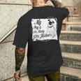 パグ・ドッグ Awesome Dog メンズTシャツ バックプリント 彼への贈り物