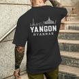 ヤンゴン ミャンマー メンズTシャツ バックプリント 彼への贈り物