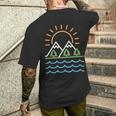 山と海 メンズTシャツ バックプリント 彼への贈り物