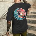 最高のサーフグラフィック アメリカ国旗 サーフィン サーフボード バケーション メンズTシャツ バックプリント 彼への贈り物