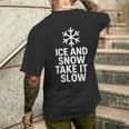 氷と雪で簡単。滑りやすい表面でも天候の安全性。 メンズTシャツ バックプリント 彼への贈り物