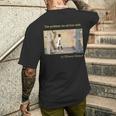 私たち全員が抱えている問題。ノーマン・ロックウェルのルビー・ブリッジス メンズTシャツ バックプリント 彼への贈り物