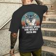 秋田犬と時間を過ごしたい 面白い秋田犬。 メンズTシャツ バックプリント 彼への贈り物