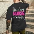 腫瘍看護師 看護 医療 がんセンター メンズTシャツ バックプリント 彼への贈り物