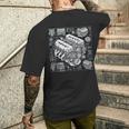 自動車整備士向けの高性能gteエンジン設計図 メンズTシャツ バックプリント 彼への贈り物