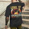 面白い17歳の誕生日 17歳 ギフト レベル17 アンロック メンズTシャツ バックプリント 彼への贈り物